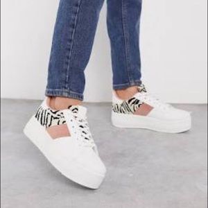 Qupid women’s pink/zebra platform sneakers